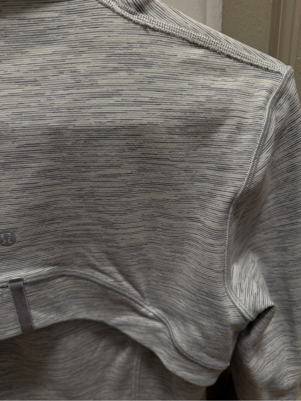 lululemon athletica Heathered Light Gray Zip-Up Jacket - Picture 4 of 4